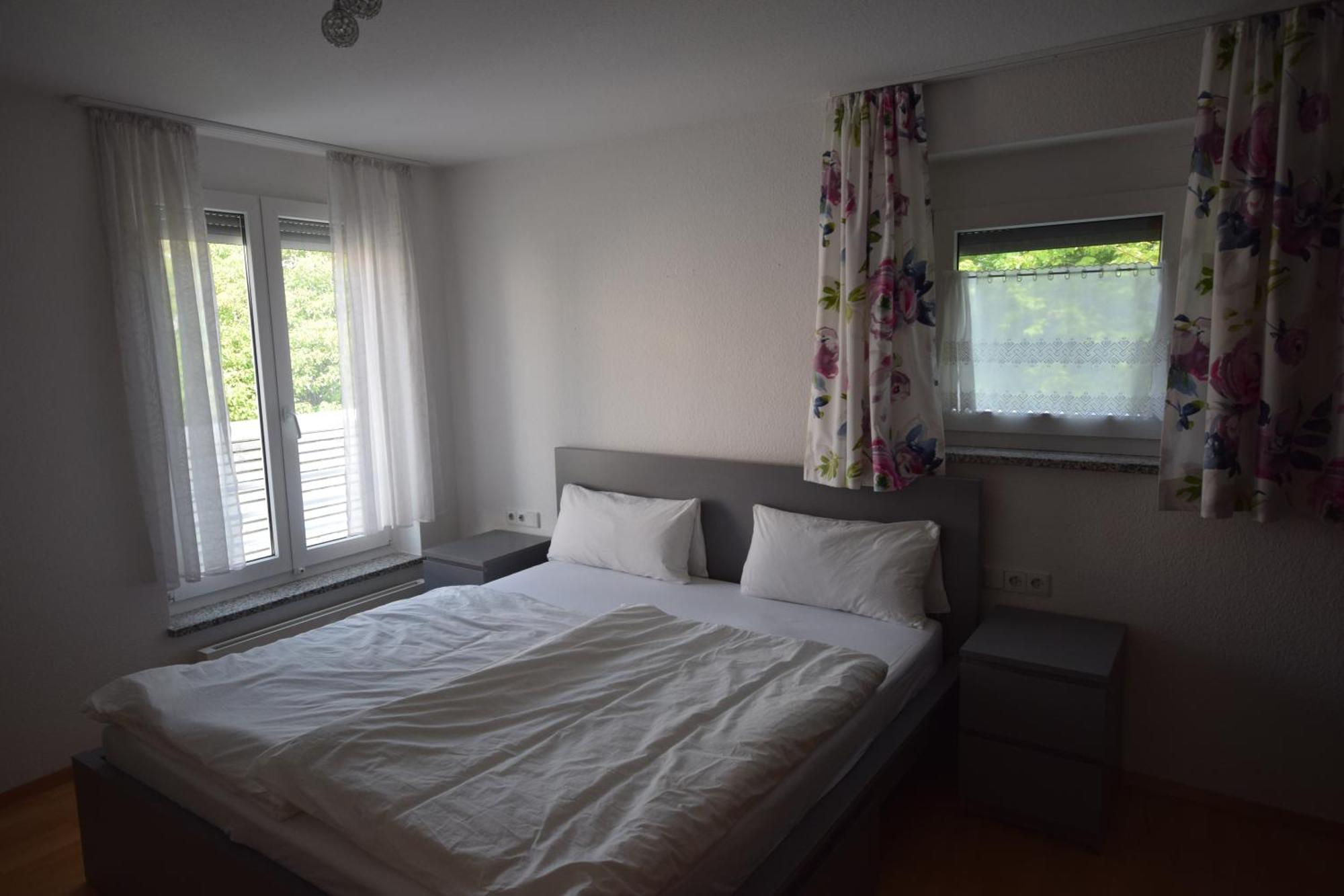 Nestwerk Raumwunder K9-13 - Aufzug, Viel Platz & Am Wieland-Park บีเบอราค อันแดร์ ริสส์ ภายนอก รูปภาพ