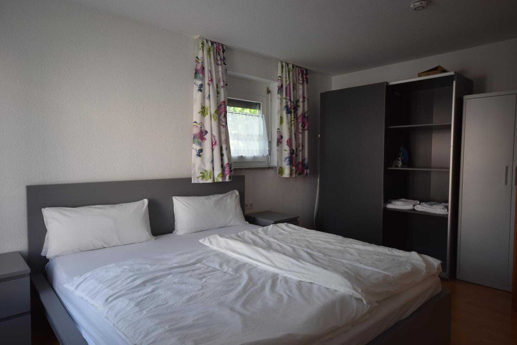 Nestwerk Raumwunder K9-13 - Aufzug, Viel Platz & Am Wieland-Park บีเบอราค อันแดร์ ริสส์ ภายนอก รูปภาพ